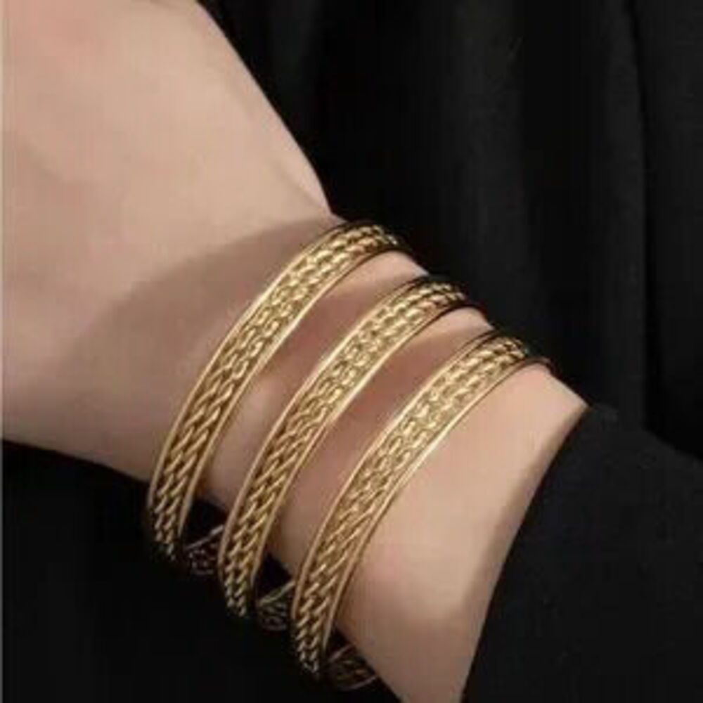 Gold 1pc Geometric Cuff Bracelet